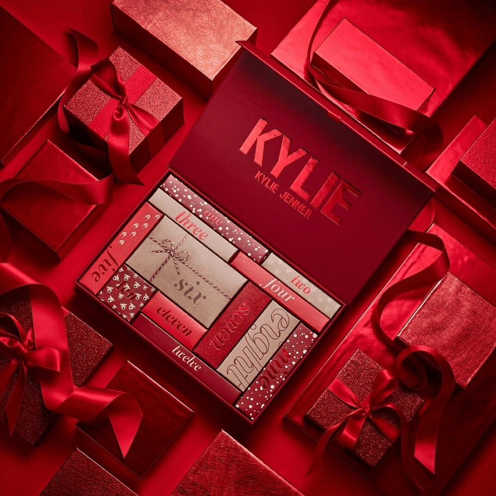 Kylie Jenner 12 Days of Kylie Advent Calendar (Calendario de Adviento) - Set de 12 piezas